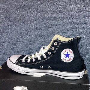 Converse Black and White chuck Tayler High-Tops